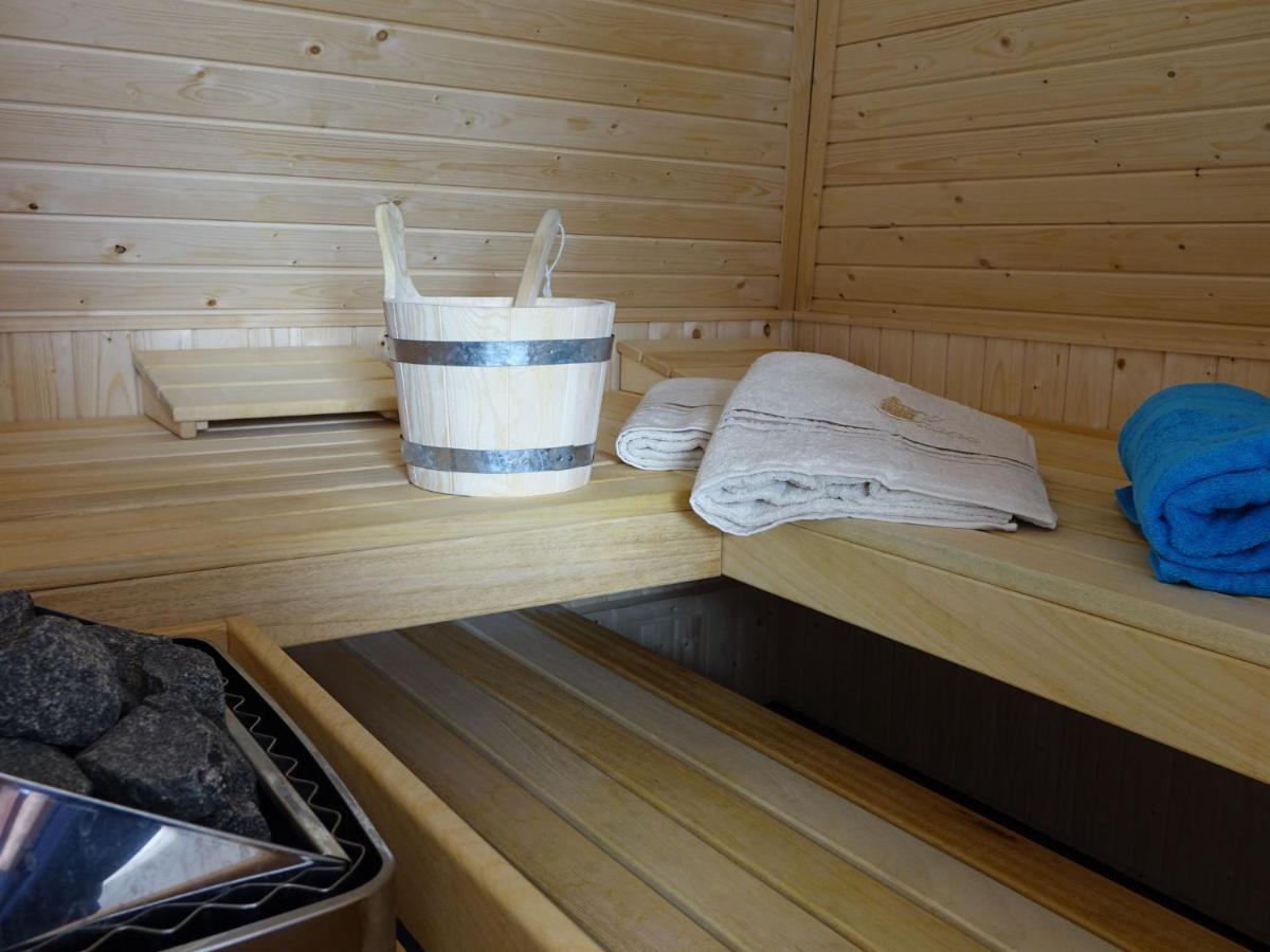 Lush Holiday Home In Earnew Ld Earnewâld Exterior foto
